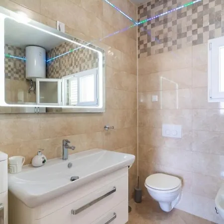 Villa Domini Selca (Brac)